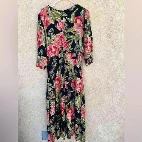 Anthony Mark Hankins Women’s Floral Dress - Picture 3 of 3